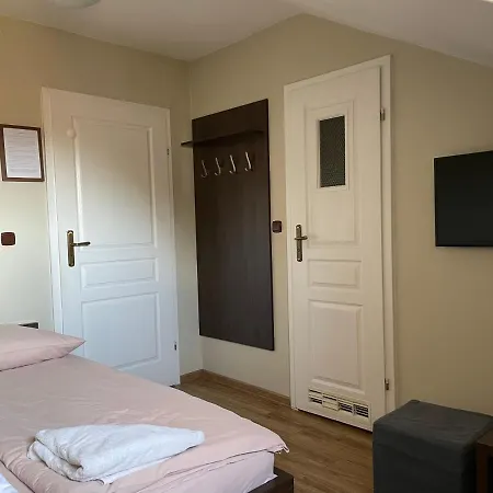 Ondraszek-pokoje Goscinne Habitación en casa particular Szczyrk