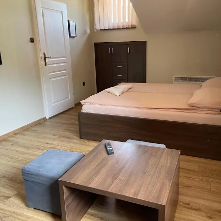 Ondraszek-pokoje Goscinne Habitación en casa particular Szczyrk